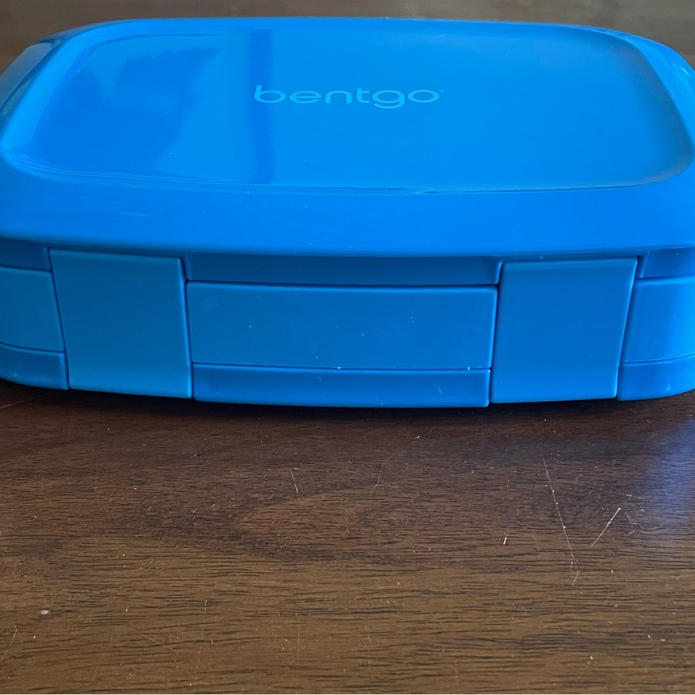 Bentgo Blue Lunch Box - Picture 3 of 4